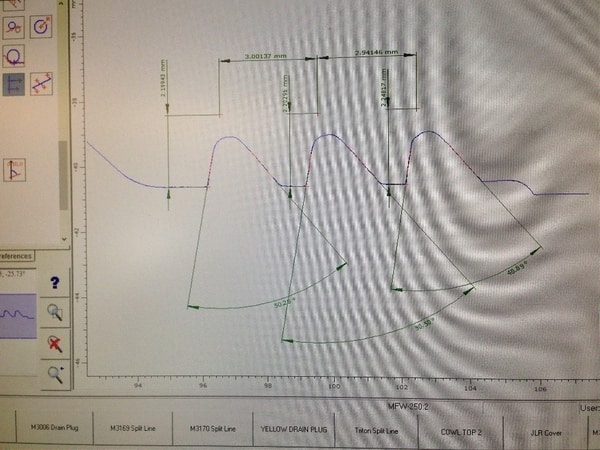 Shadow-graph of the male thread form